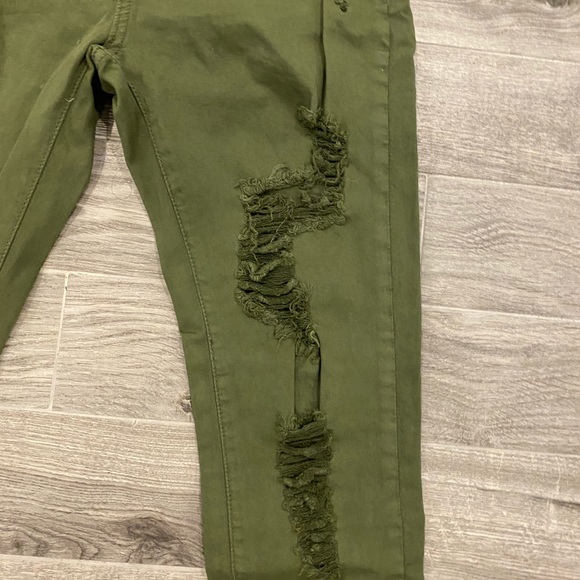 Fashion Nova Jeans - Picture 2 of 4